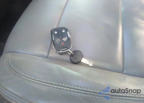 2020 Chevrolet Silverado 1500 4Wd Short Bed Rst z USA, uszkodzony, nr VIN 1GCUYEED0LZ117225